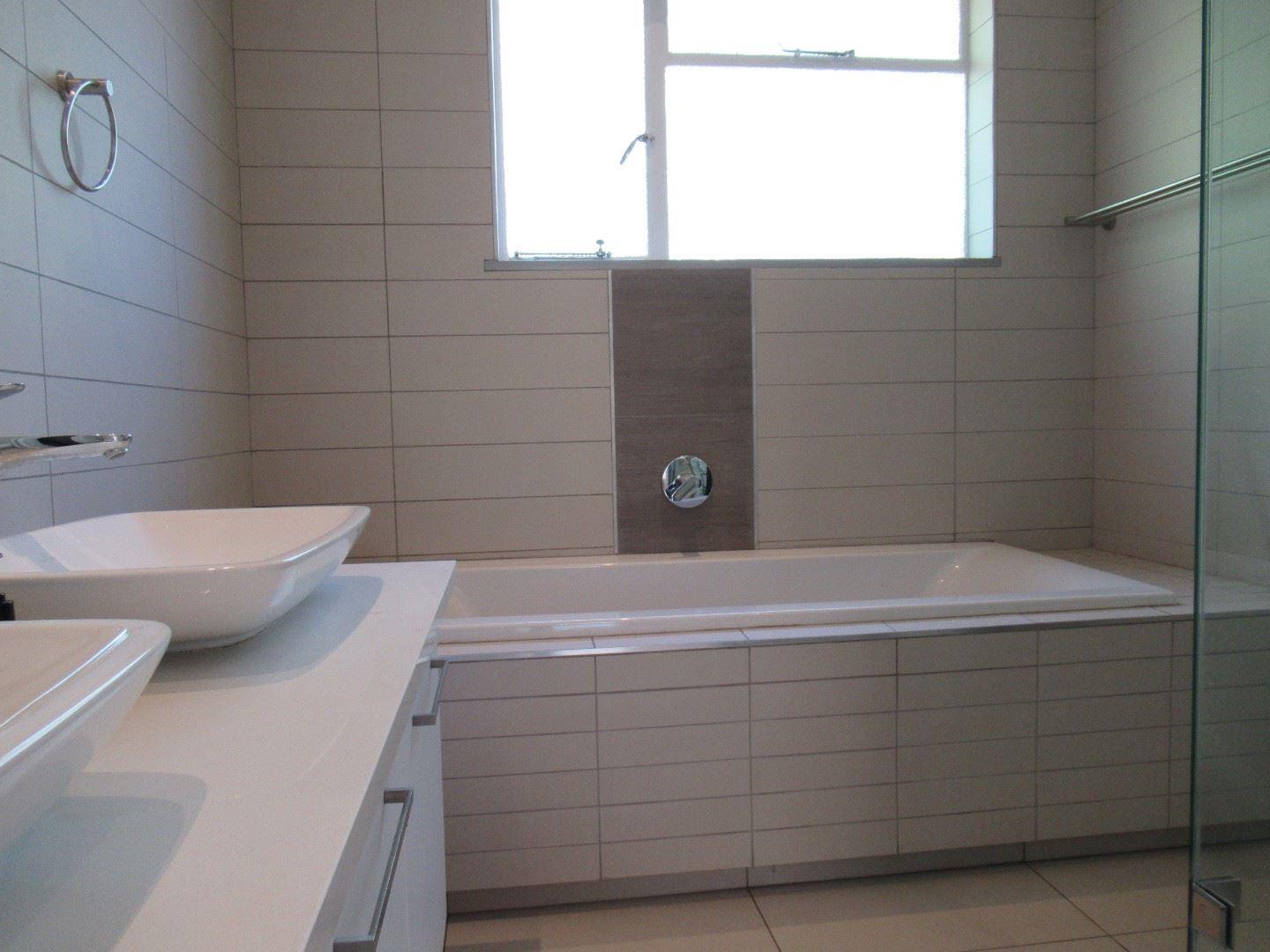 607866_914-CDP4836-Johannesburg.jpg