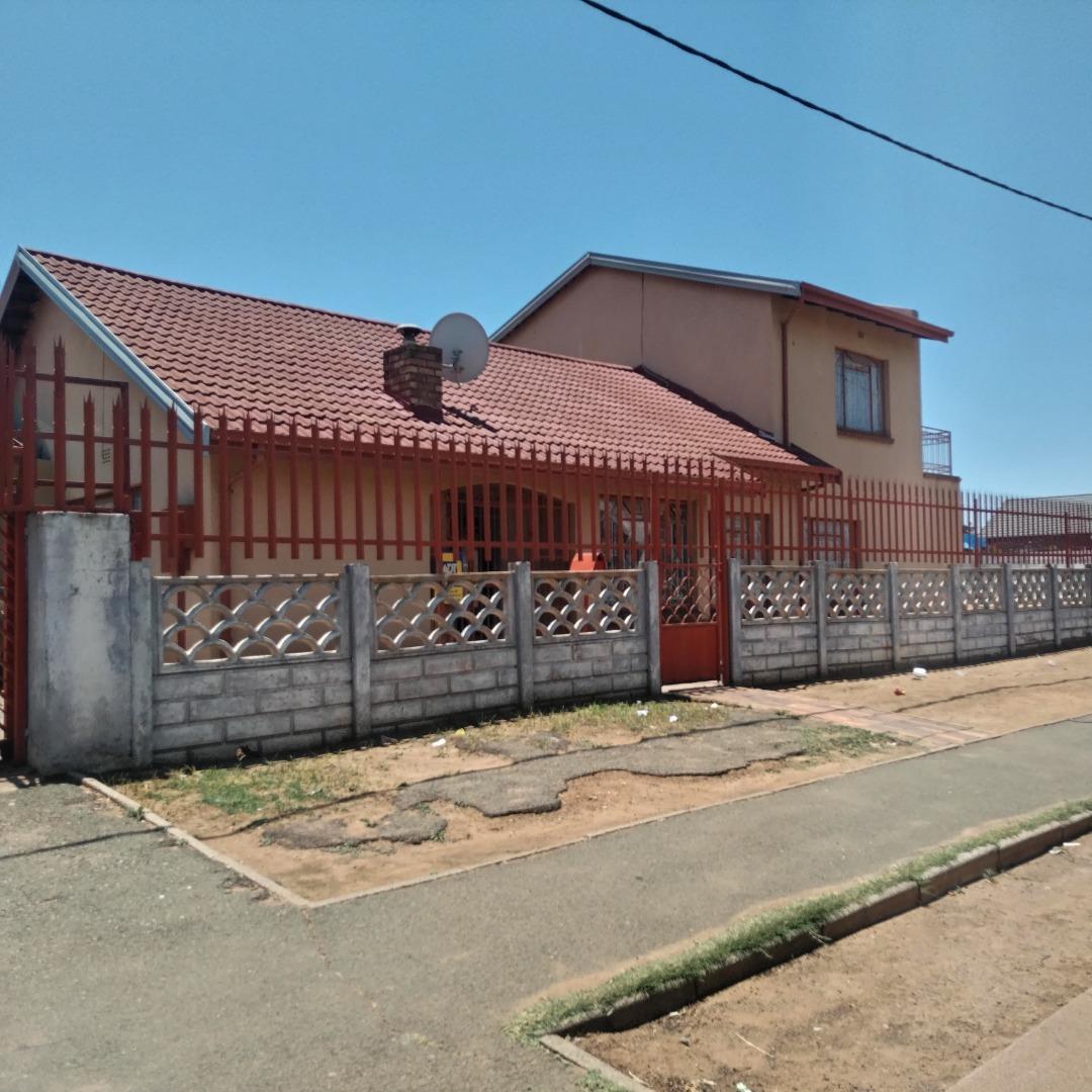 4 Bedroom House for Sale - Gauteng