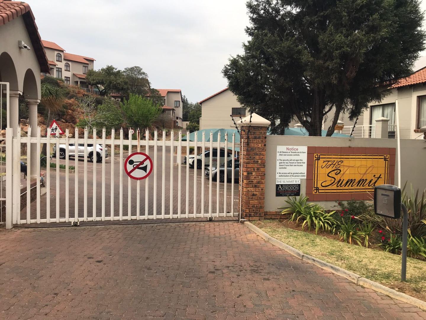 2 Bedroom Townhouse for Sale - Gauteng