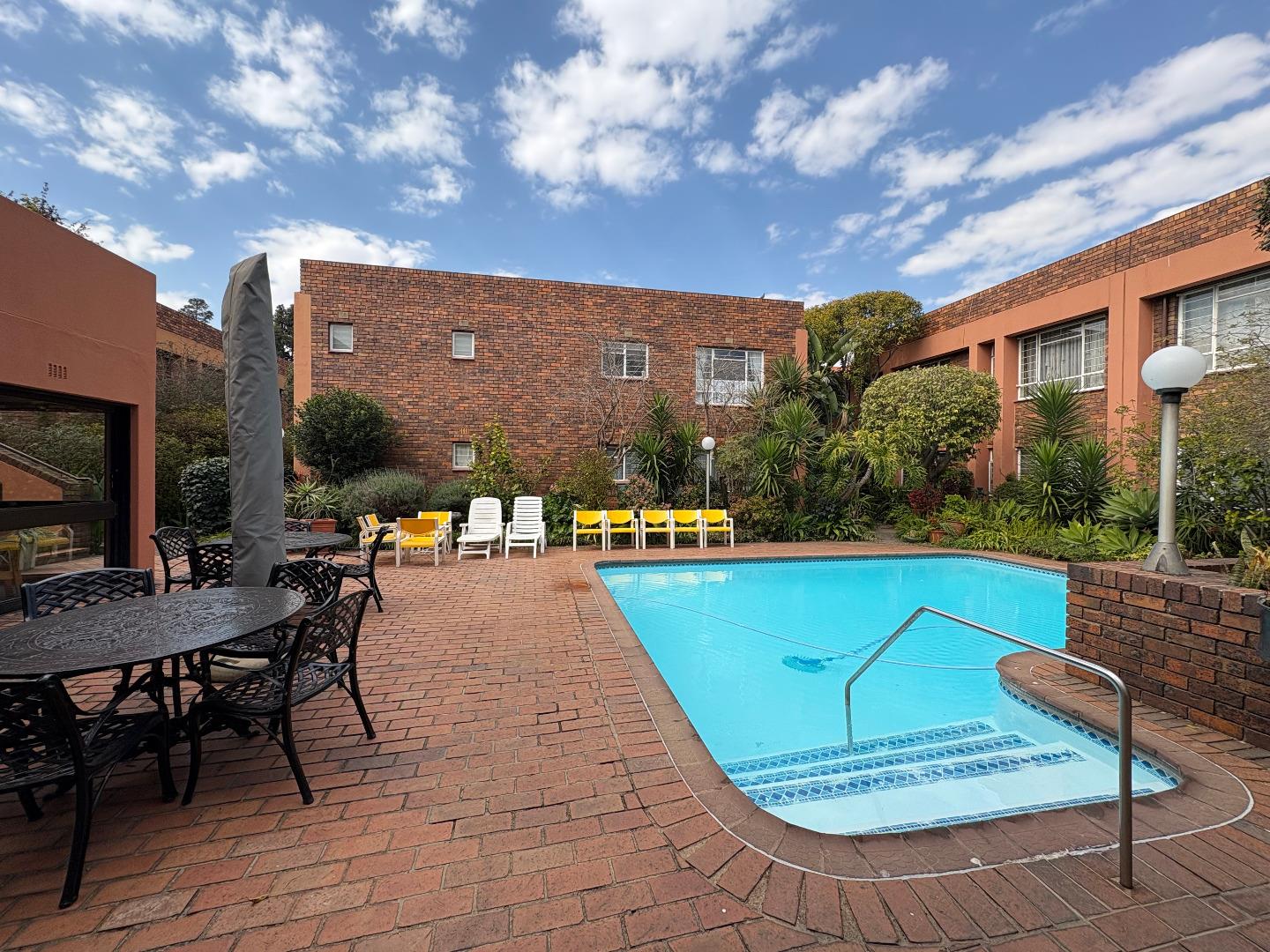 2 Bedroom Apartment for Sale - Gauteng